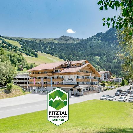 Hotel Andy 4 Sterne Superior Єрценс Екстер'єр фото