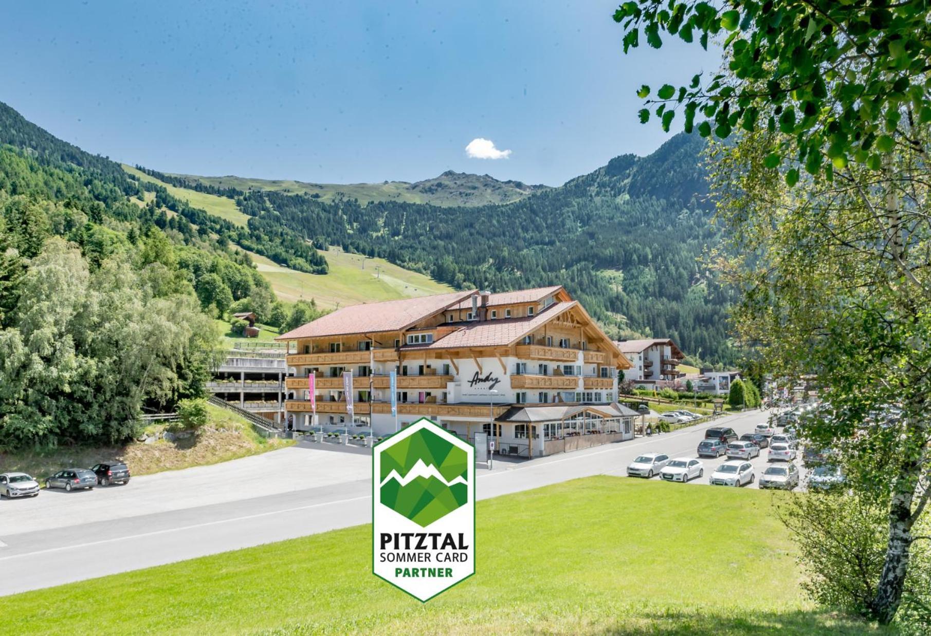 Hotel Andy 4 Sterne Superior Єрценс Екстер'єр фото
